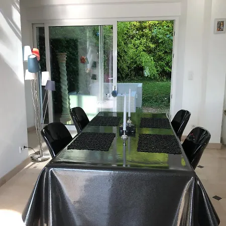 Floressens En Champagne Terrasse Privative Sur Le Vignoble Holiday home