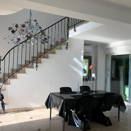 Holiday home Floressens En Champagne Terrasse Privative Sur Le Vignoble