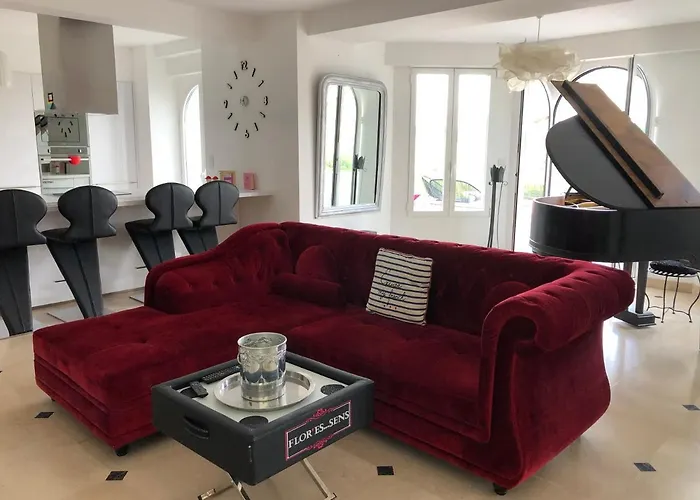 Floressens En Champagne Terrasse Privative Sur Le Vignoble Fleury-la-Riviere