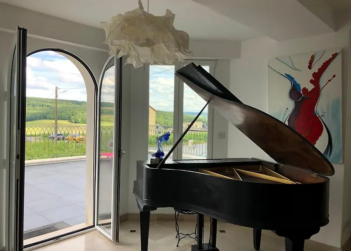 Feriehus Floressens En Champagne Terrasse Privative Sur Le Vignoble Fleury-la-Riviere